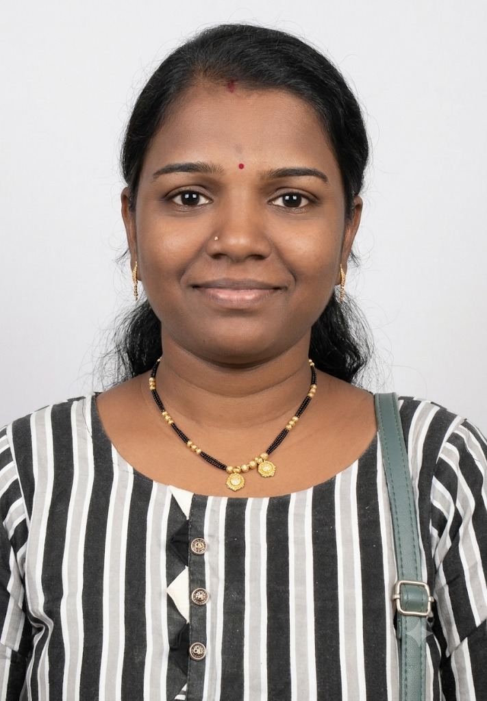 Renuka Bhairavnath Shinde - Part time Cleaner and Cook and Patient Care and Elderly Care and Baby Sitter in Chembur in Mumbai